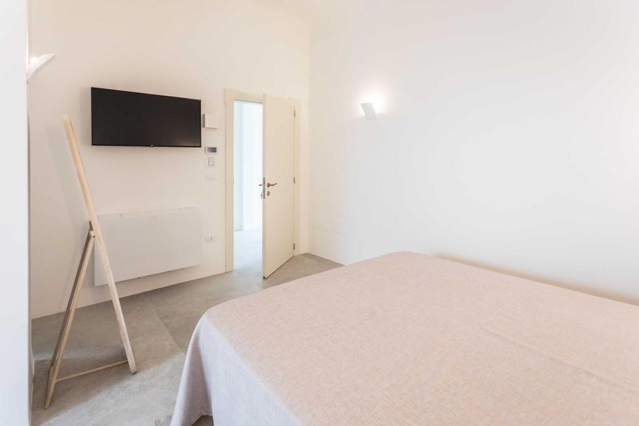 Dimora Dei Maestri-Camera Con Veranda E Bagno Privati 펠리네 외부 사진