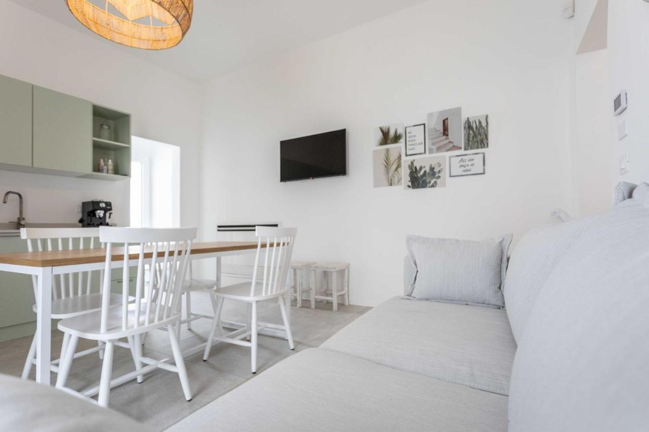 Dimora Dei Maestri-Camera Con Veranda E Bagno Privati 펠리네 외부 사진