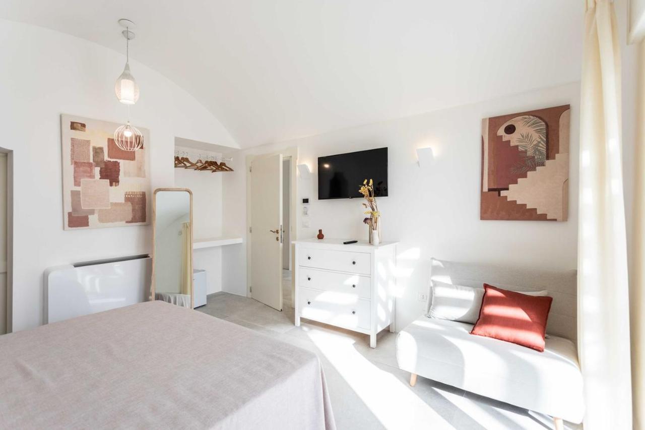 Dimora Dei Maestri-Camera Con Veranda E Bagno Privati 펠리네 외부 사진