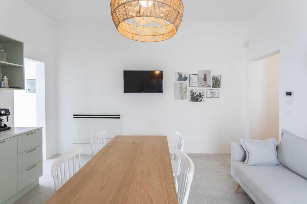 Dimora Dei Maestri-Camera Con Veranda E Bagno Privati 펠리네 외부 사진